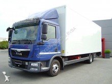 MAN plywood box truck