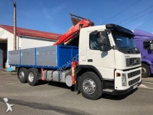 camión caja abierta Volvo