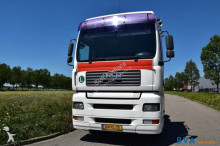 vrachtwagen MAN TGA 26.390