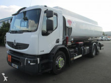 camión cisterna hidrocarburos Renault