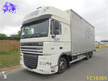 camion DAF XF105