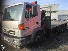 camião estrado / caixa aberta estandar Nissan