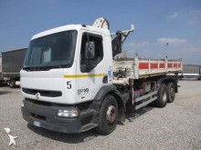 Renault tipper truck