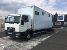 MAN LE 180 C truck