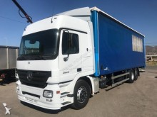 camión Mercedes 2538