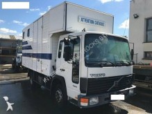 Volvo FL6 150 truck
