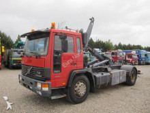Volvo skip truck