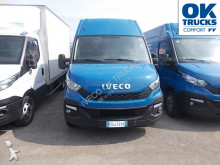 camión furgón Iveco