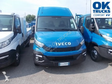 camión furgón Iveco