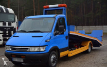 ciężarówka pomoc drogowa-laweta Iveco