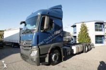 Mercedes chassis truck