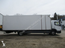 Mercedes box truck