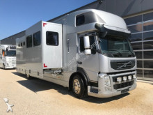 Volvo Pferdetransporter