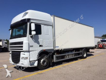 DAF container truck