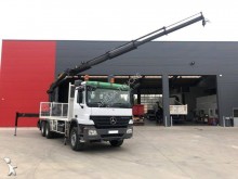 camión caja abierta estándar Mercedes