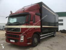 camión isotérmica Volvo