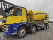camión hormigón Volvo