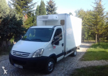 ciężarówka Iveco DAILY 35C12 RAMA WYWROT CHŁODNIA