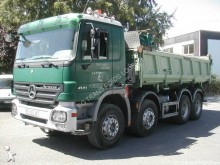 camión volquete bilateral Mercedes