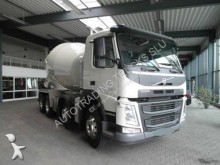 camión hormigón Volvo
