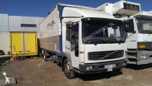 camión furgón Volvo