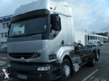 Renault hook lift truck