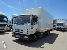 camión furgón Iveco