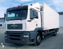 camion frigorific(a) MAN