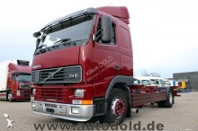 camión chasis Volvo