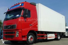 camión frigorífico Volvo