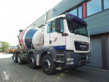 MAN TG-S 32.400 8x4 BB Betonmischer LKW