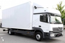 Mercedes box truck