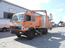 camion nacelle Mercedes