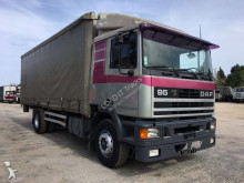 camión lona corredera (tautliner) DAF