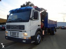 camión caja abierta Volvo