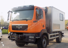MAN box truck