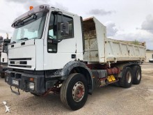 camión volquete bilateral Iveco