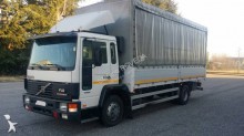 Volvo tarp truck