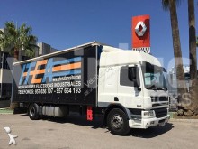 camión lona corredera (tautliner) DAF