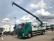 camión caja abierta Volvo