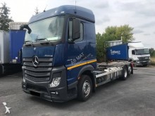 Mercedes container truck