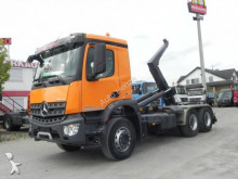 Mercedes skip truck