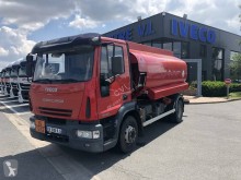 camión cisterna hidrocarburos Iveco