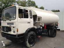 Renault Citerne truck