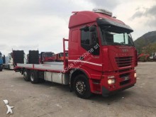 camion trasporto macchinari Iveco
