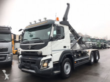 Volvo skip truck