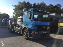 Gancho portacontenedor Mercedes