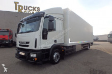 camión furgón Iveco