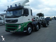 camión chasis Volvo