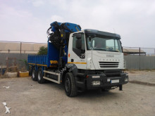 camión volquete Iveco